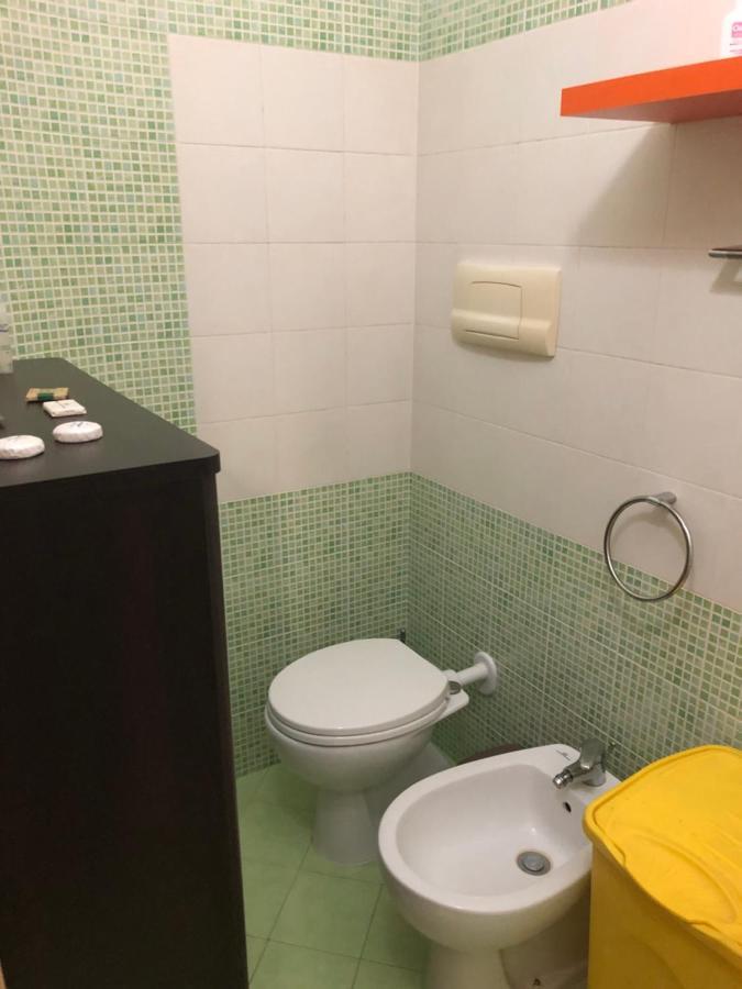 Mansarda Mentana Due Apartment Vittoria Luaran gambar